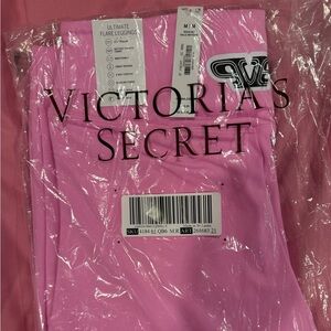PINK victoria’s secret racing yogas